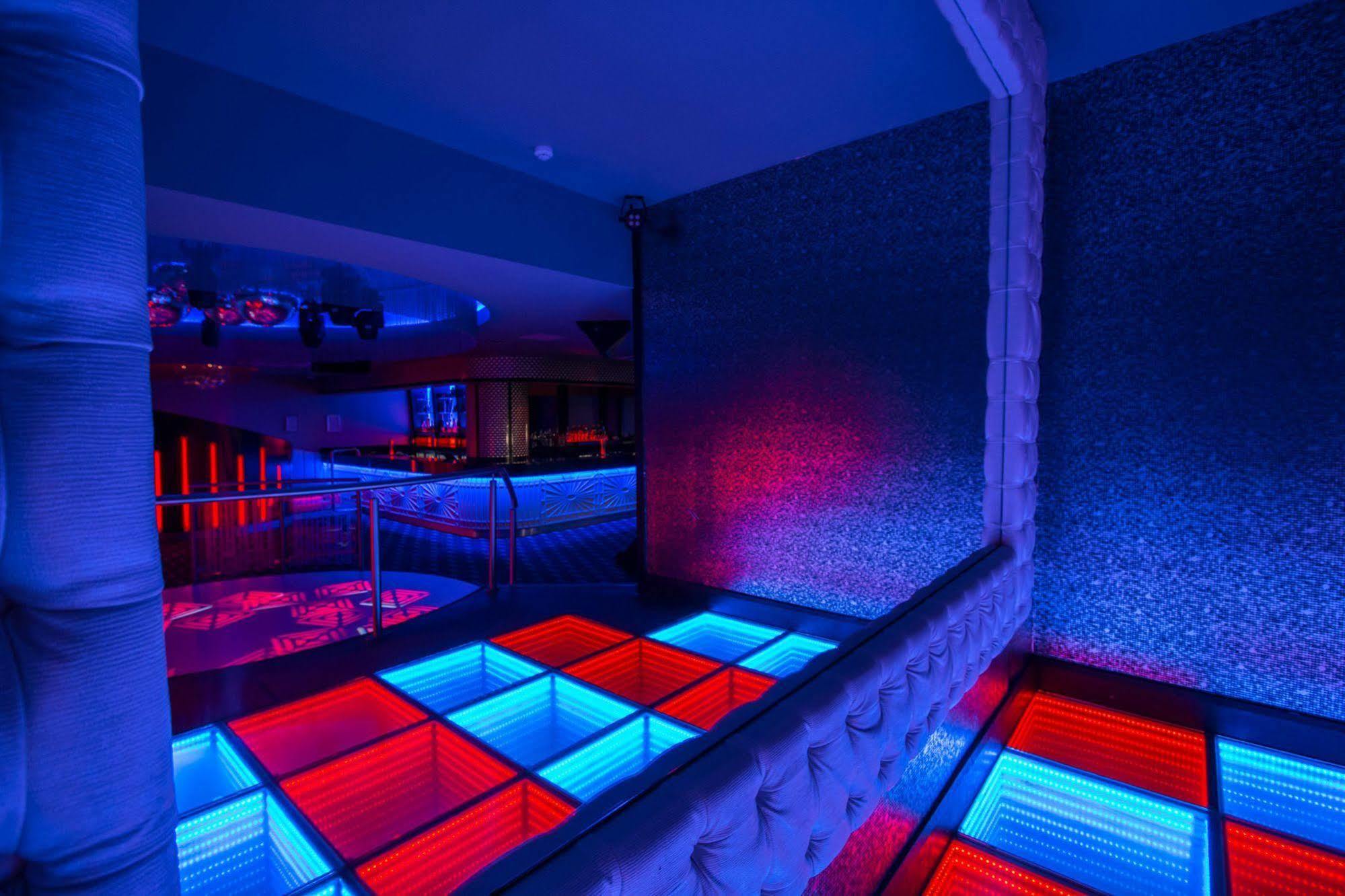 The Commercial Hotel Wishaw  Εξωτερικό φωτογραφία